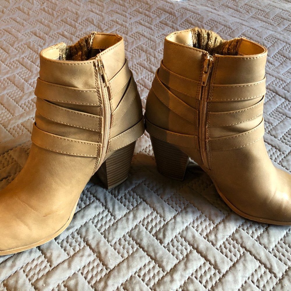 Boots-Ankle-all size10-See individual prices in description
